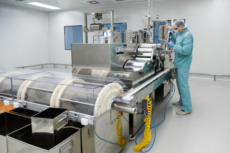The Future of Manufacturing: How Advanced Machine Plastic Molding is Redefining Industry Standards